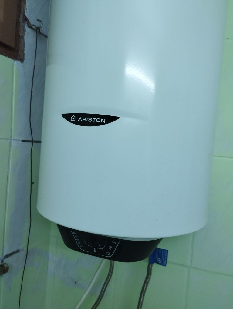 Boiler electric Ariston,de vânzare