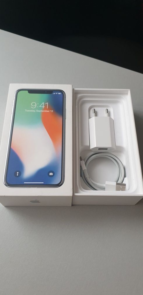 iPhone x   silver,  impecabil