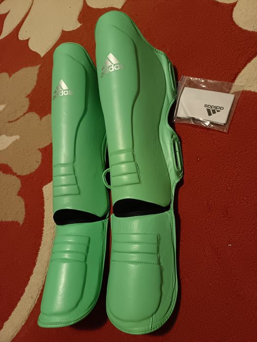 Protecție gambe și picior pentru lupte