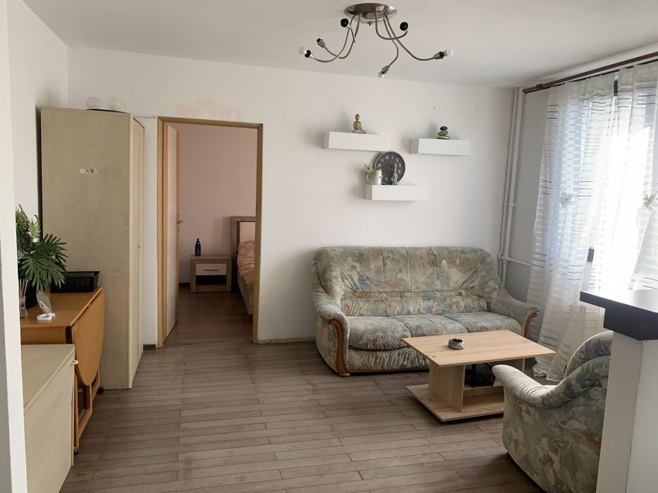 Chirie apartament 2 cam Rogerius 220 euro