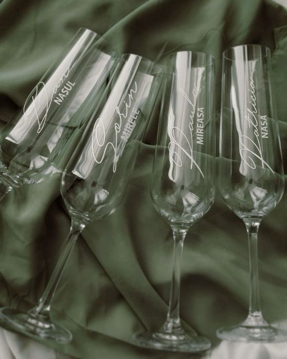 Realizez pahare personalizate