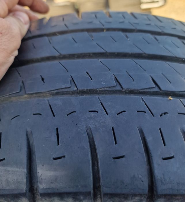 Roti Ford Transit 235/65/16C Michelin Agilis vara