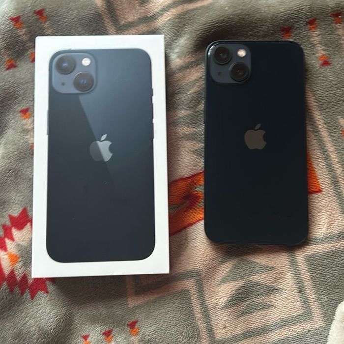 iPhone 13 midnight