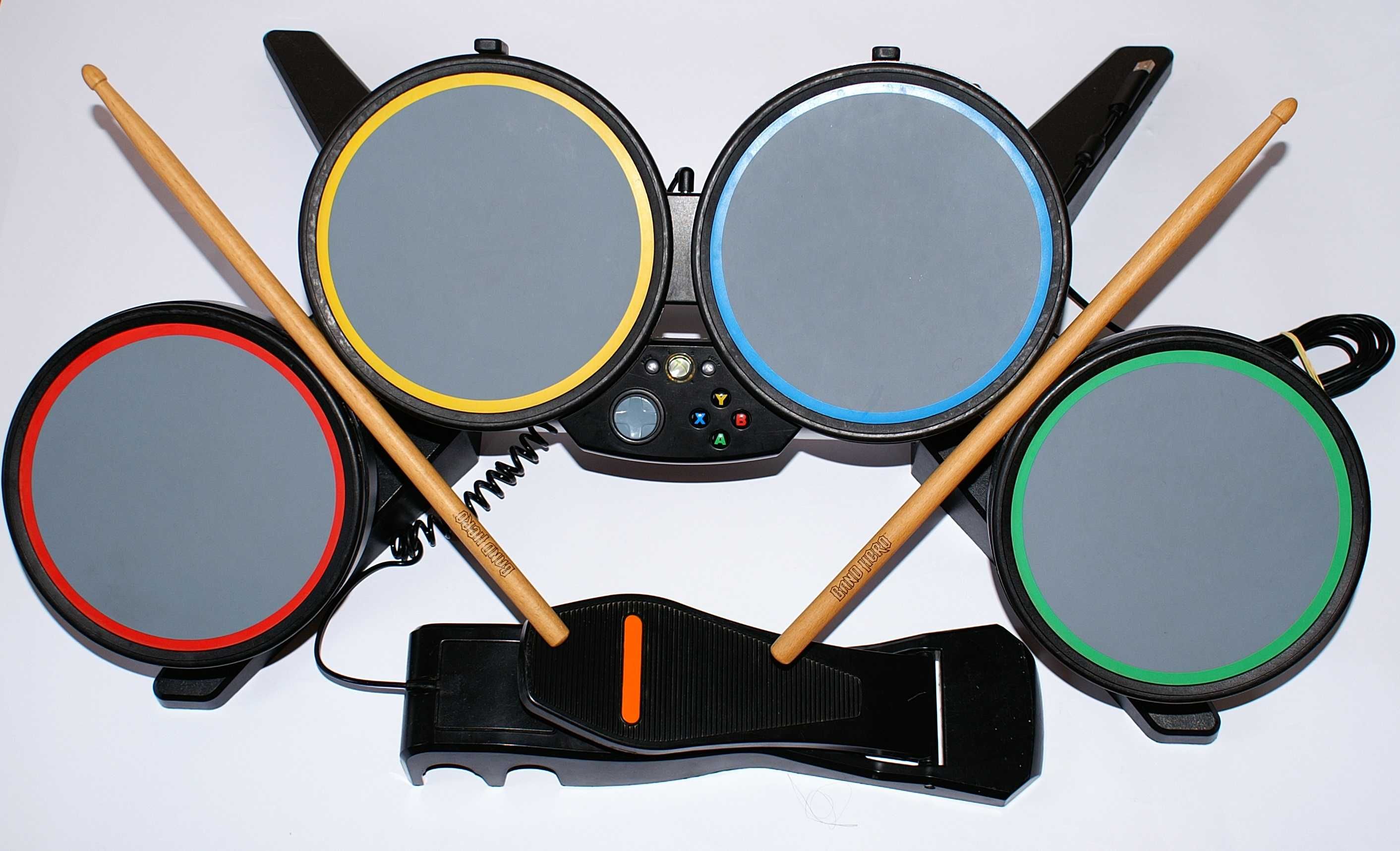 Xbox 360 Rock Band жични барабани в комплект с педал и палки