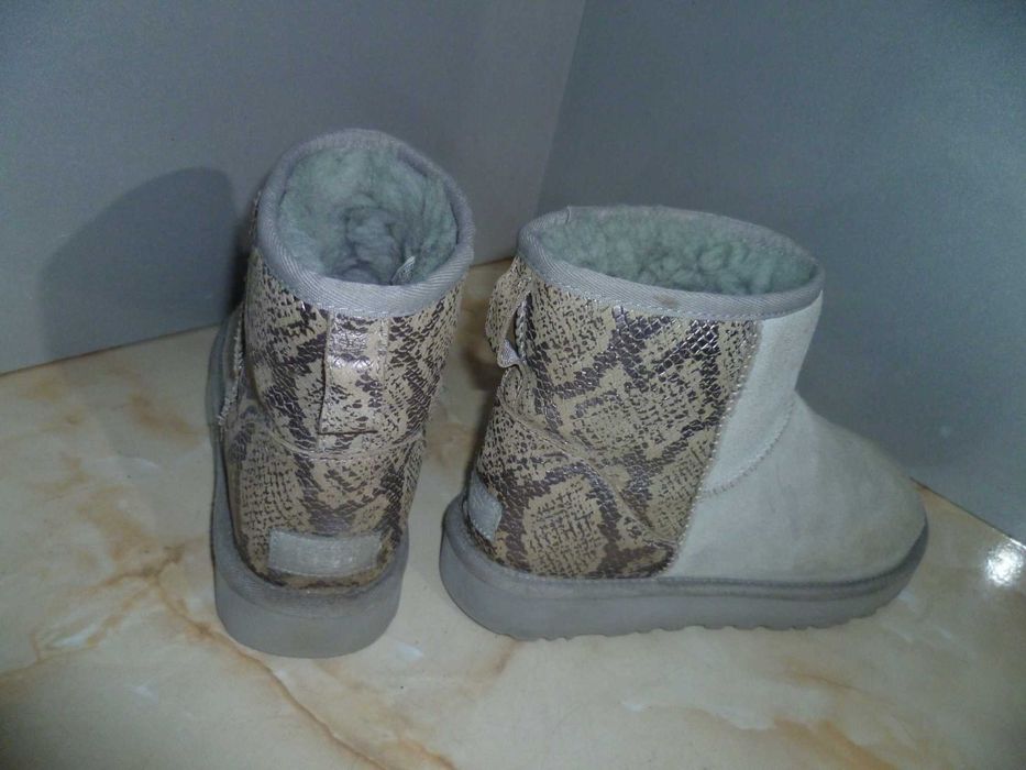 UGG оригинални ботуши №39