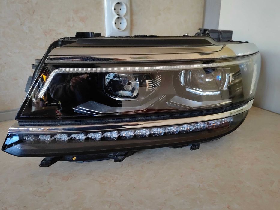 Фар VW Tiguan 5N LED ляв / Фар Тигуан / Фар Tiguan Оригинален