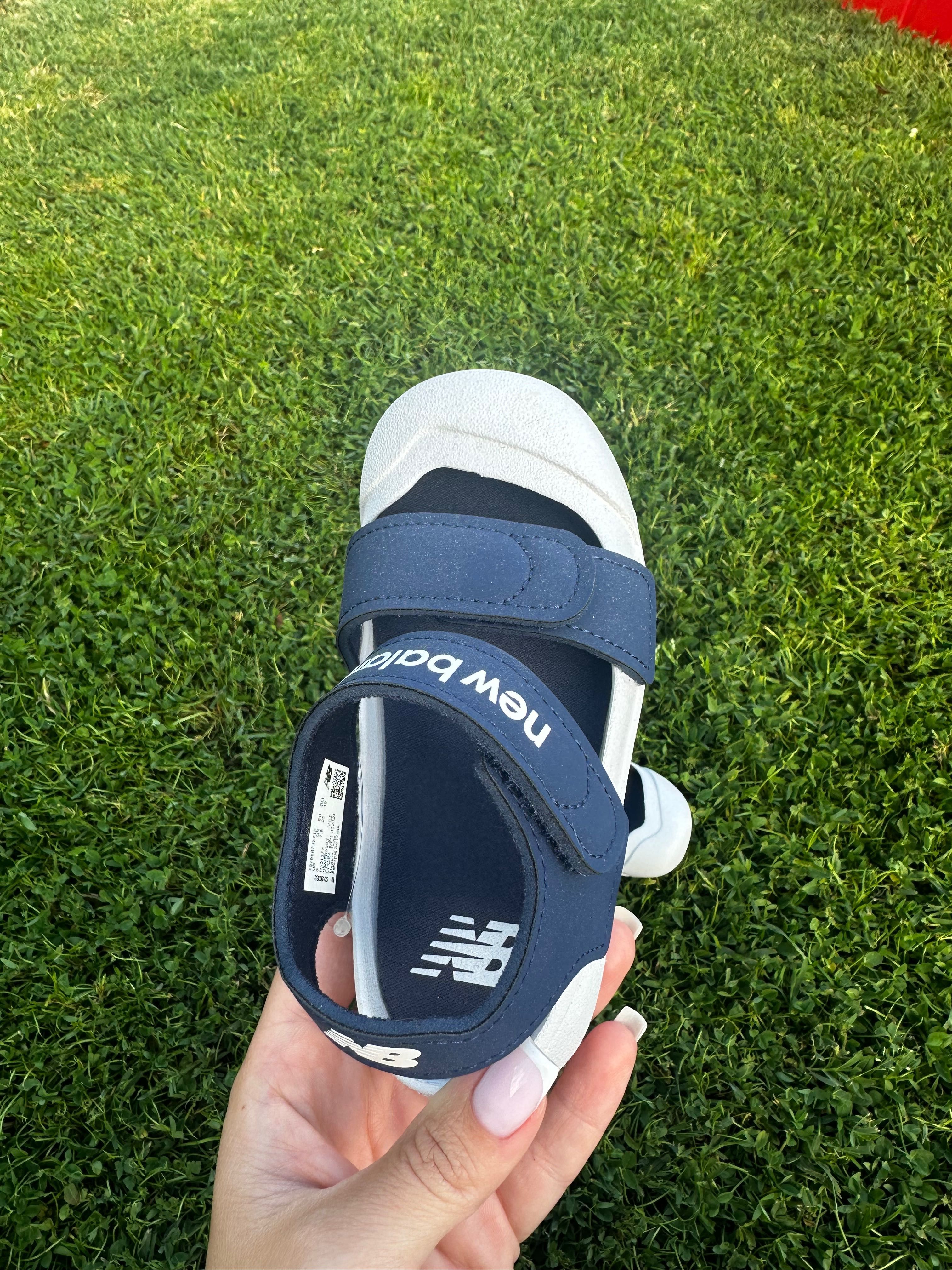 Нови детски сандали New balance