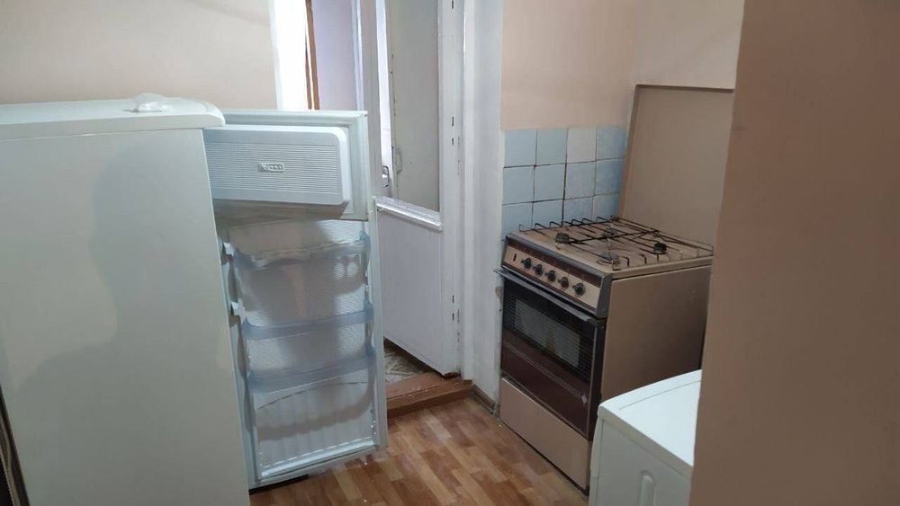 Сдаётся 2x комнатная квартира   
C обстановкой 
В горде Алмалыке