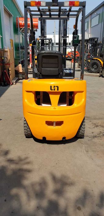 Stivuitor Diesel 2000 kg UN – Nou, Catarg Duplex, Pret Avantajos