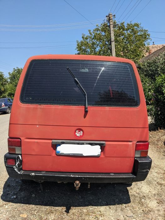 Vând Volkswagen Transporter T4