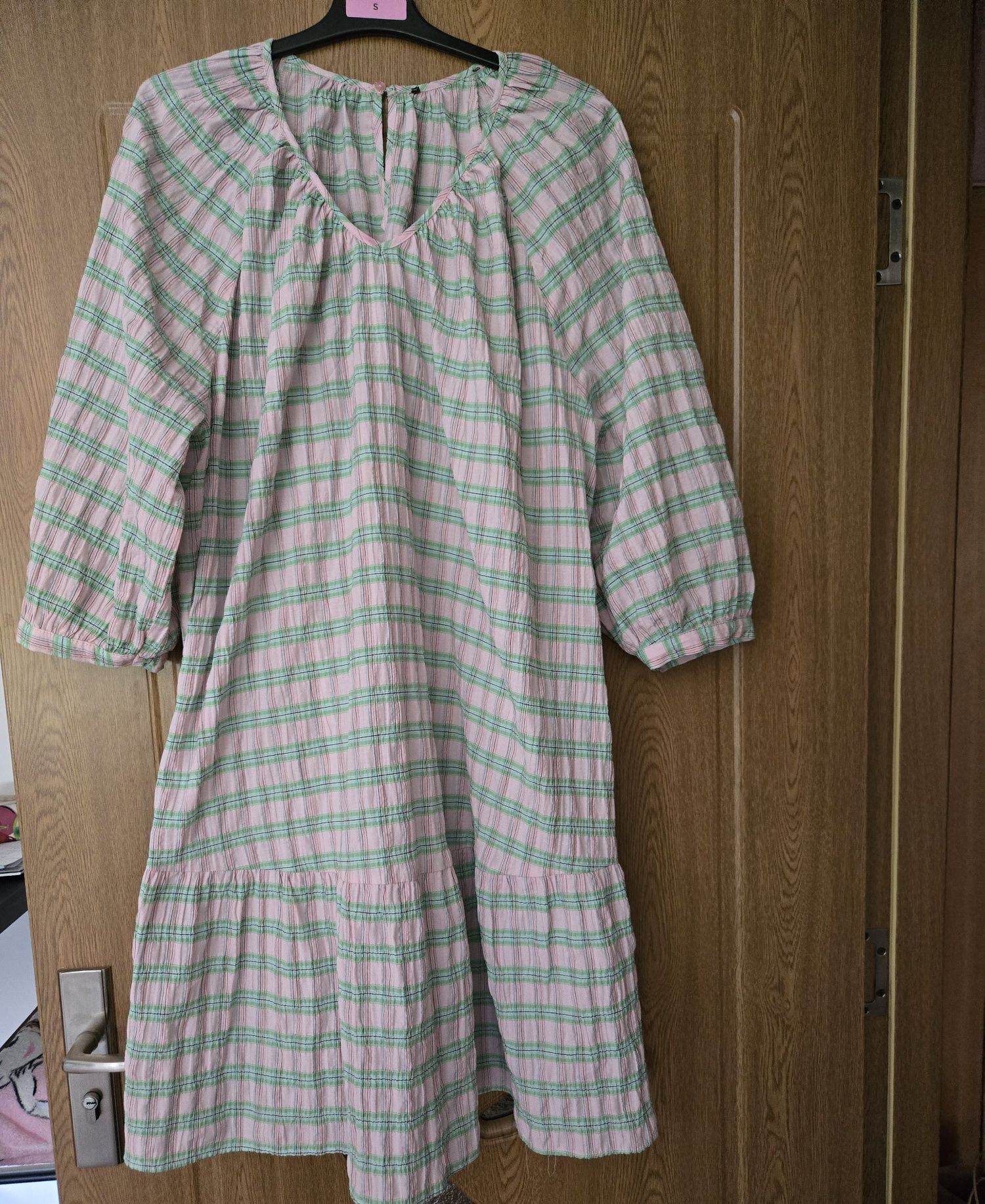 Vand rochie marime mare,de  vara