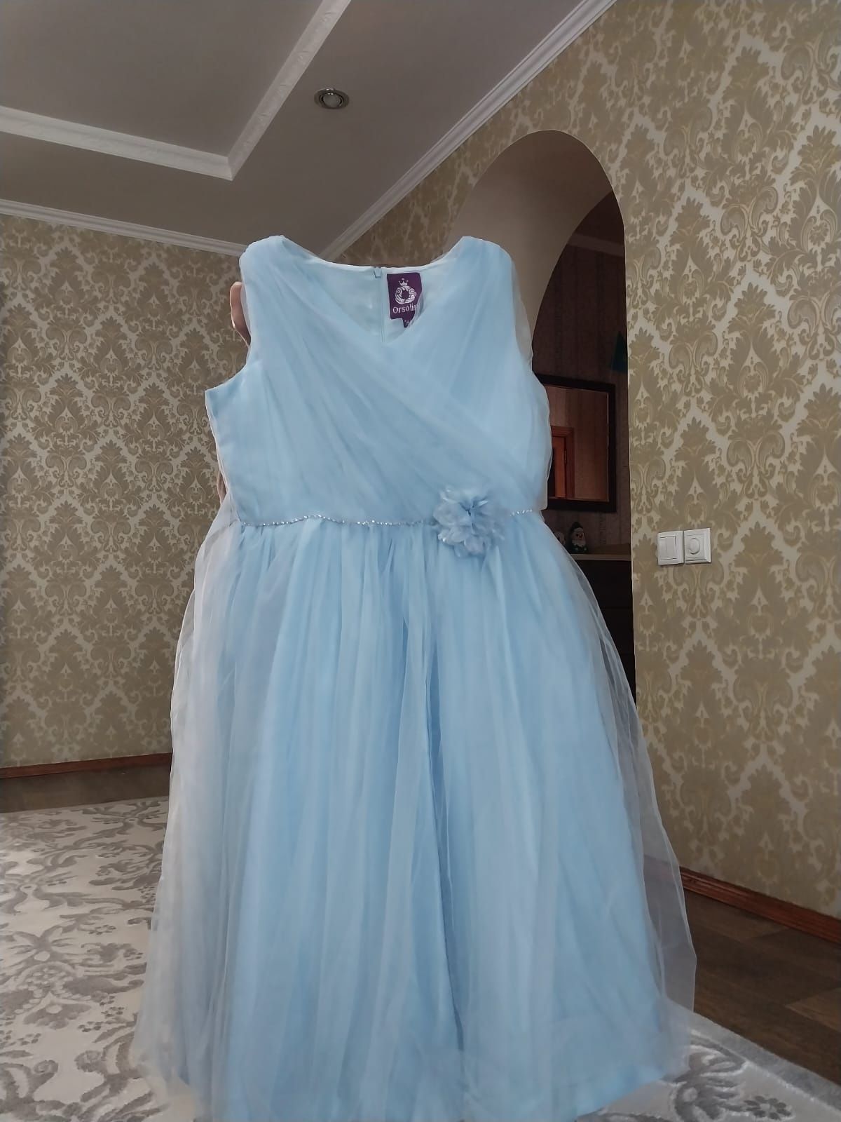 Продам красивое нарядное платье.