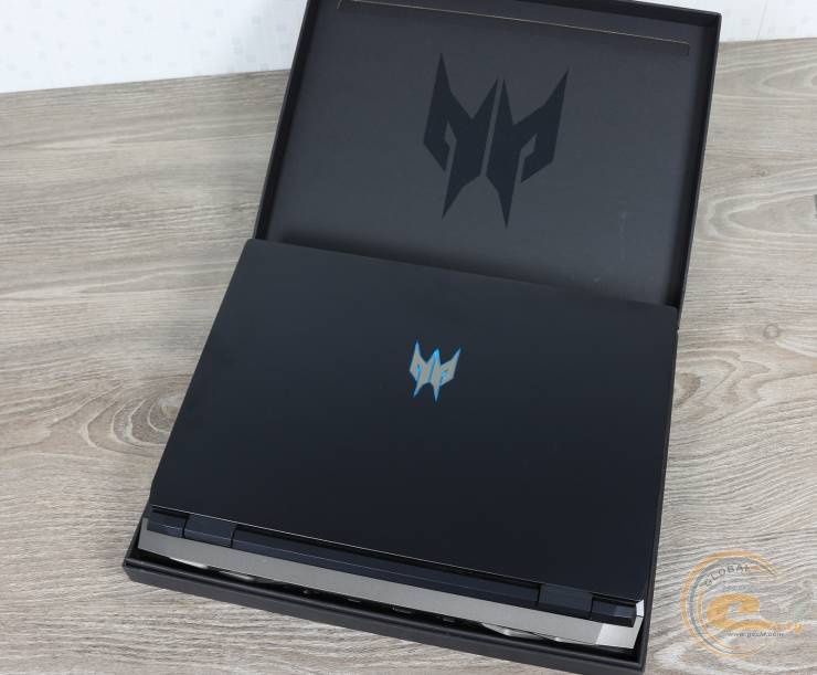 Продам игровой ноутбук Acer Predator Helios 300