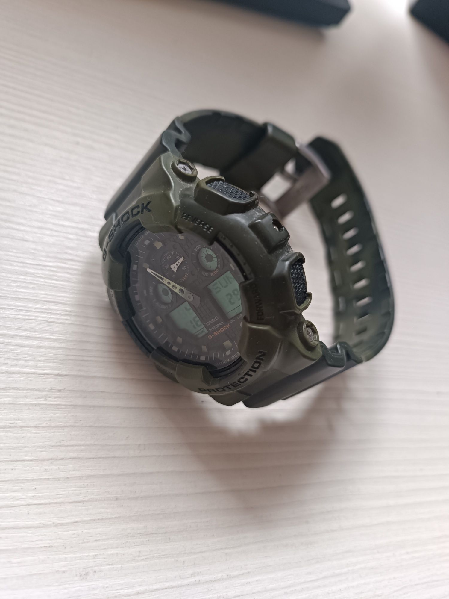 Часы Casio G-shok