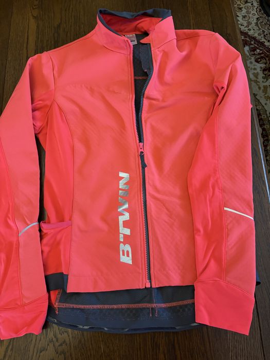 geaca b- twin noua