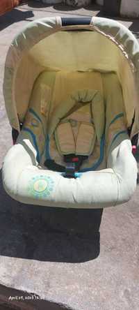 Детско столче за автомобил