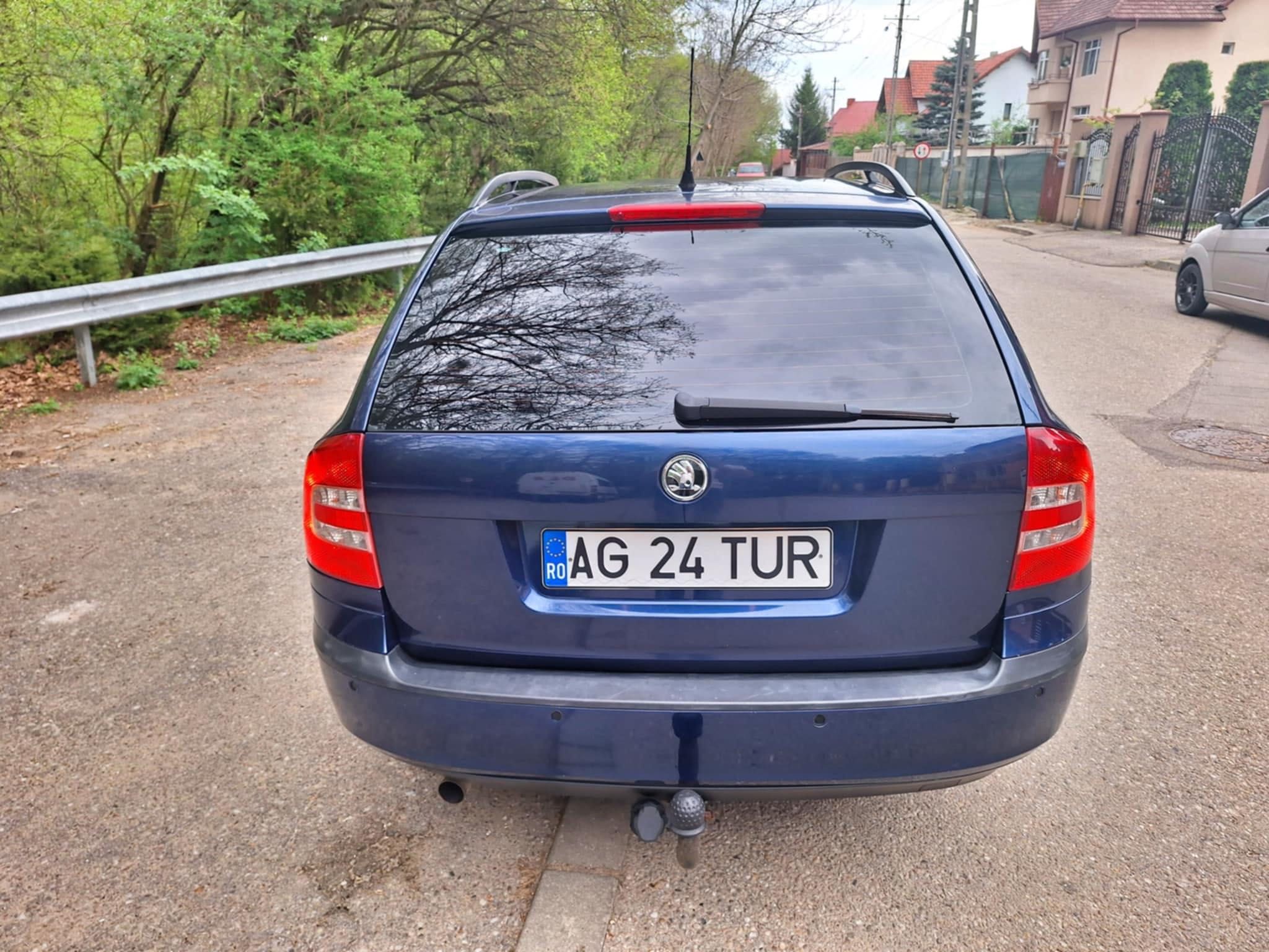 Vând Skoda Octavia 2 DSG