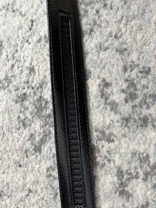 Колан на burberry