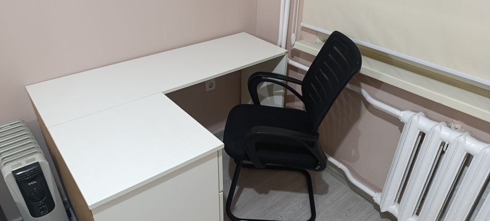 Стол и стульчик для занятий