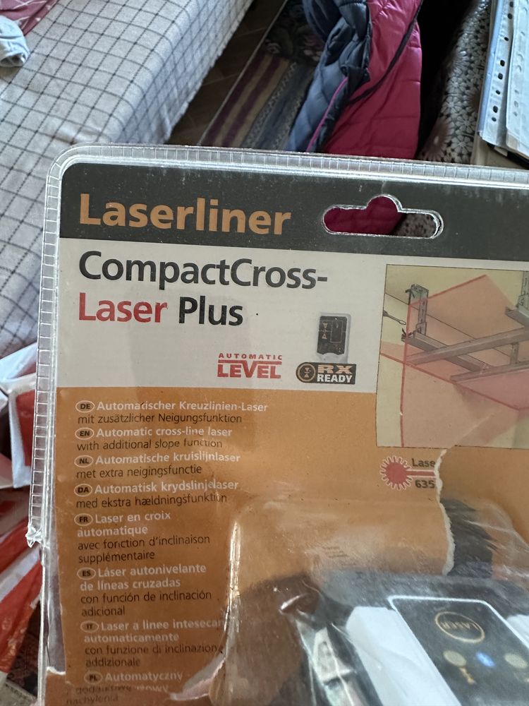 Лазерен нивелир Laserliner CompactCross-Laser Plus