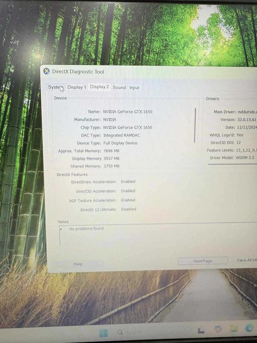 Laptop HP Victus AMD Ryzen 5 5600H  GTX 1650 4GB VRAM 8GB RAM 256SSD