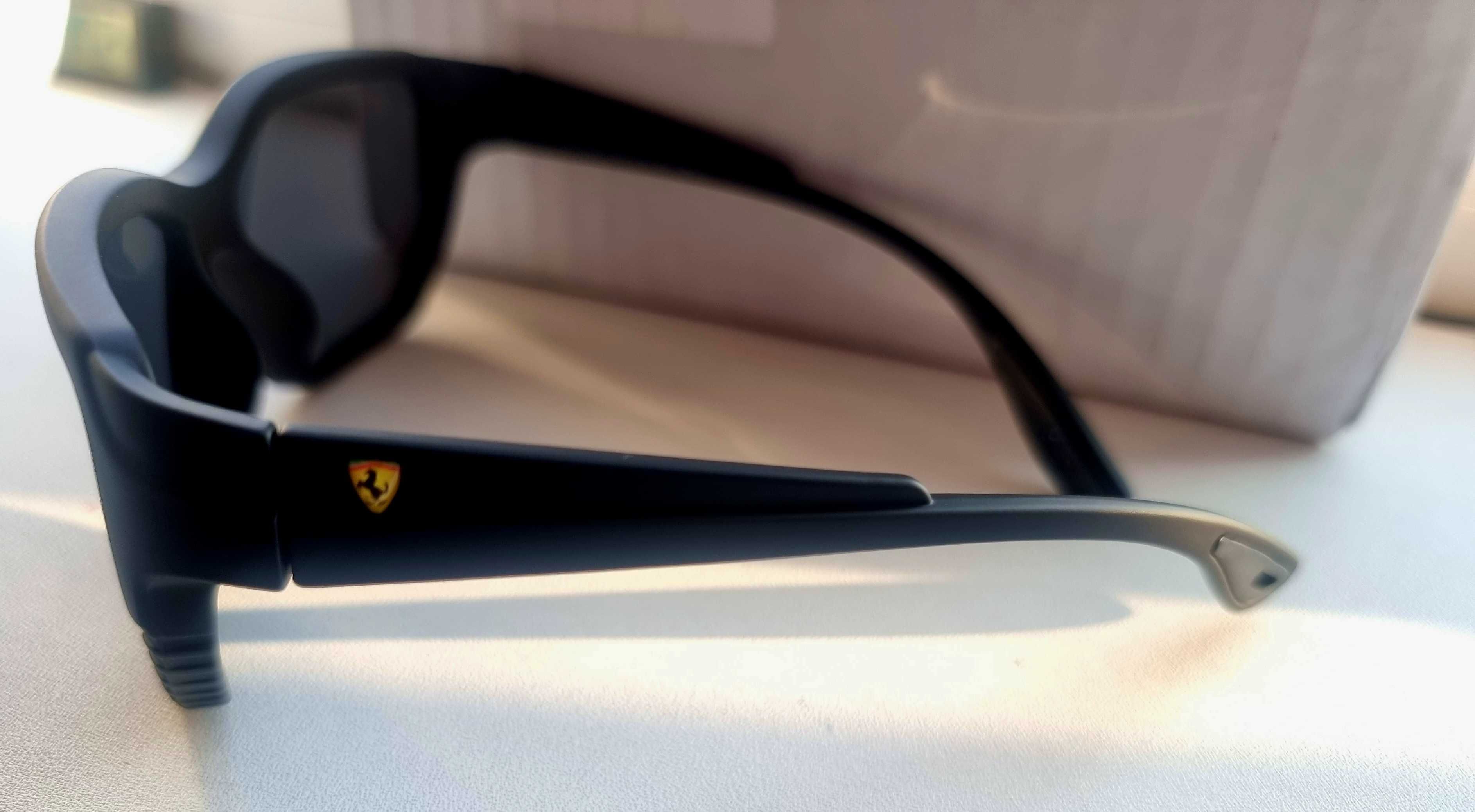 Ochelari de soare Ray Ban polarizati model RB4366 Ferrari