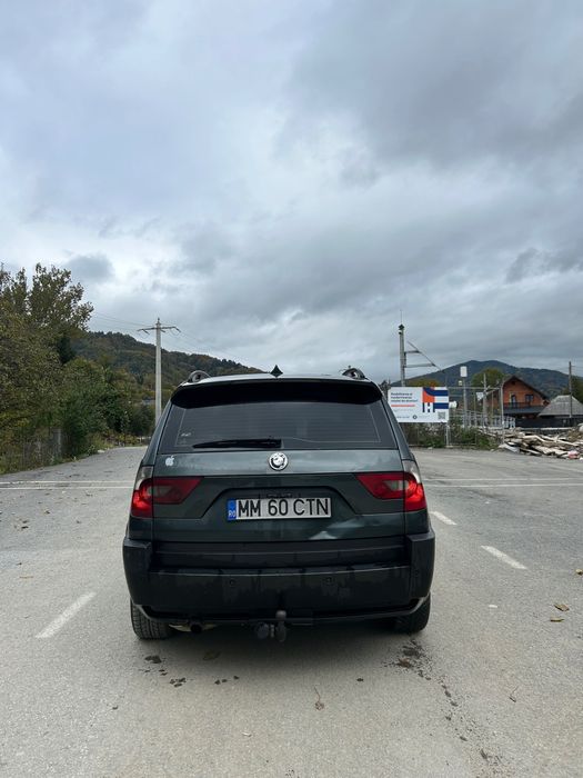 Vând BMW x3 ………..