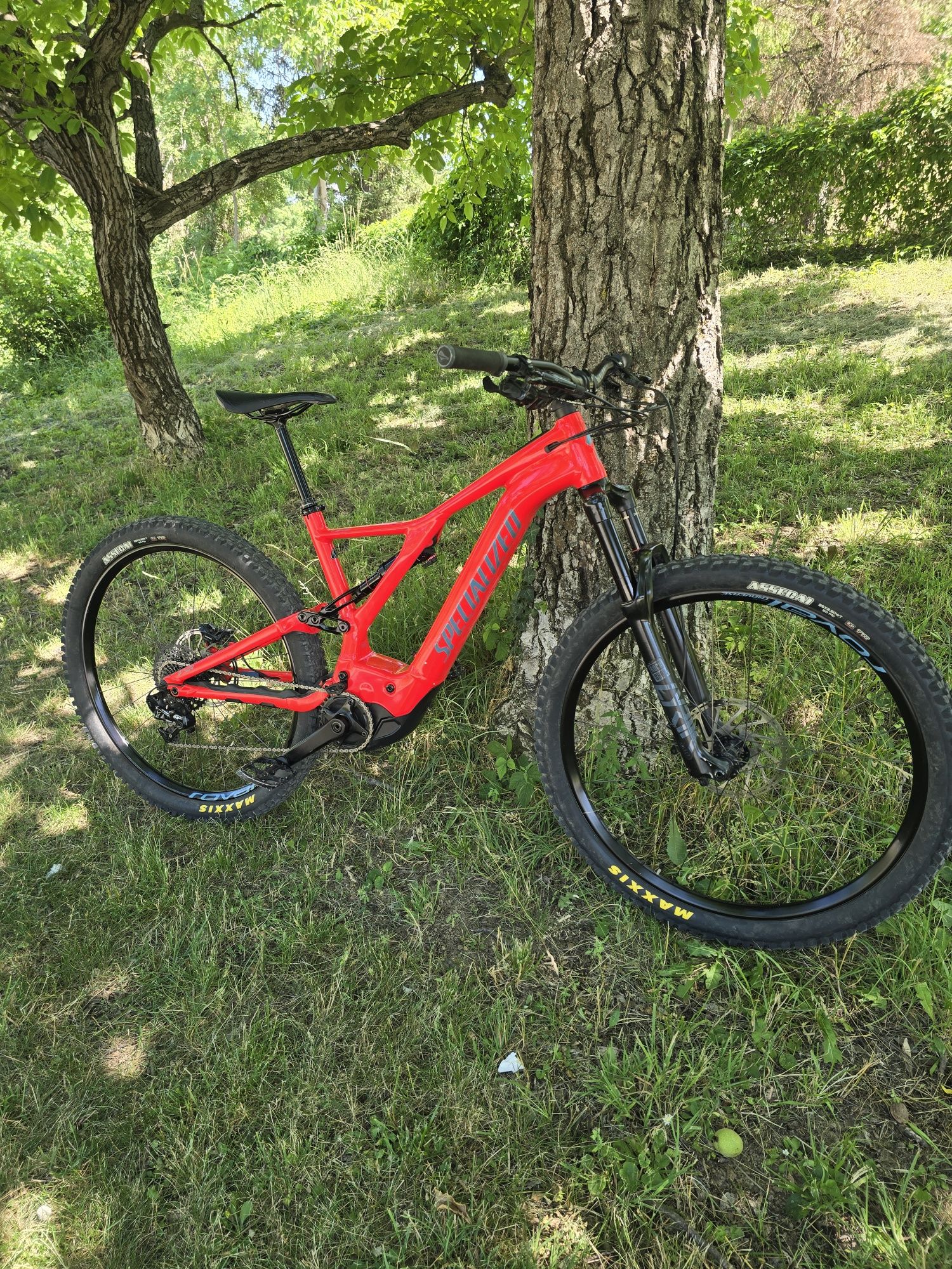 Specialized turbo levo 29 цола електрически велосипед
