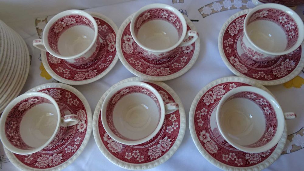 Винтидж Villeroy & Boch,  декор Rusticana със забележки.