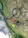 Vand bicicleta: are tot schimbat la ea pretul este negociabil