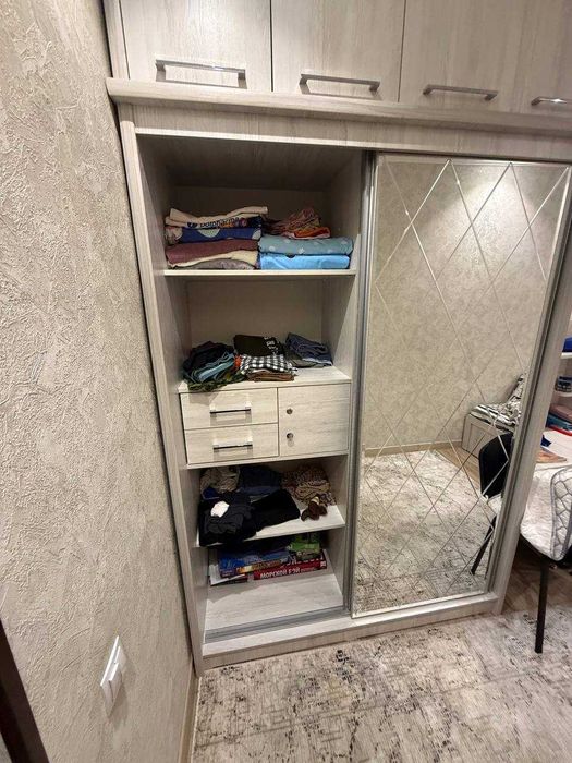 Продается шкаф в отличном состоянии