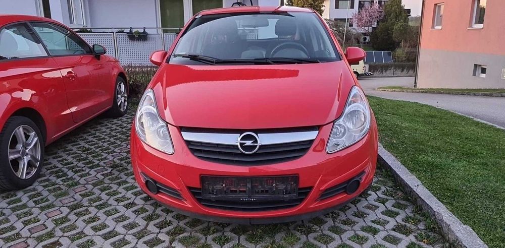 Opel Corsa d 1.2 benzină 2009, 2.300€ NEGOCIABIL