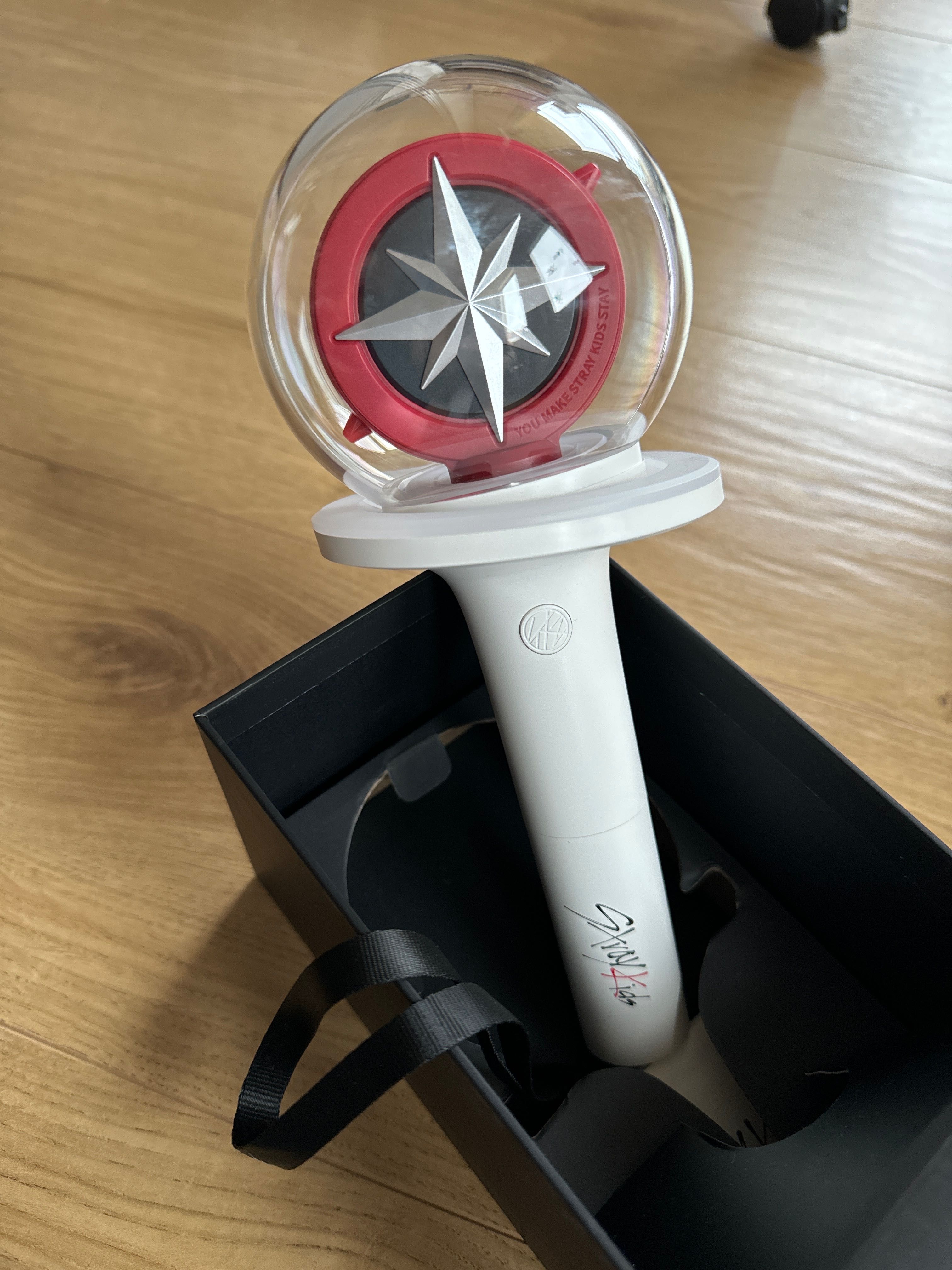 STRAY KIDS official lightstick ver.2