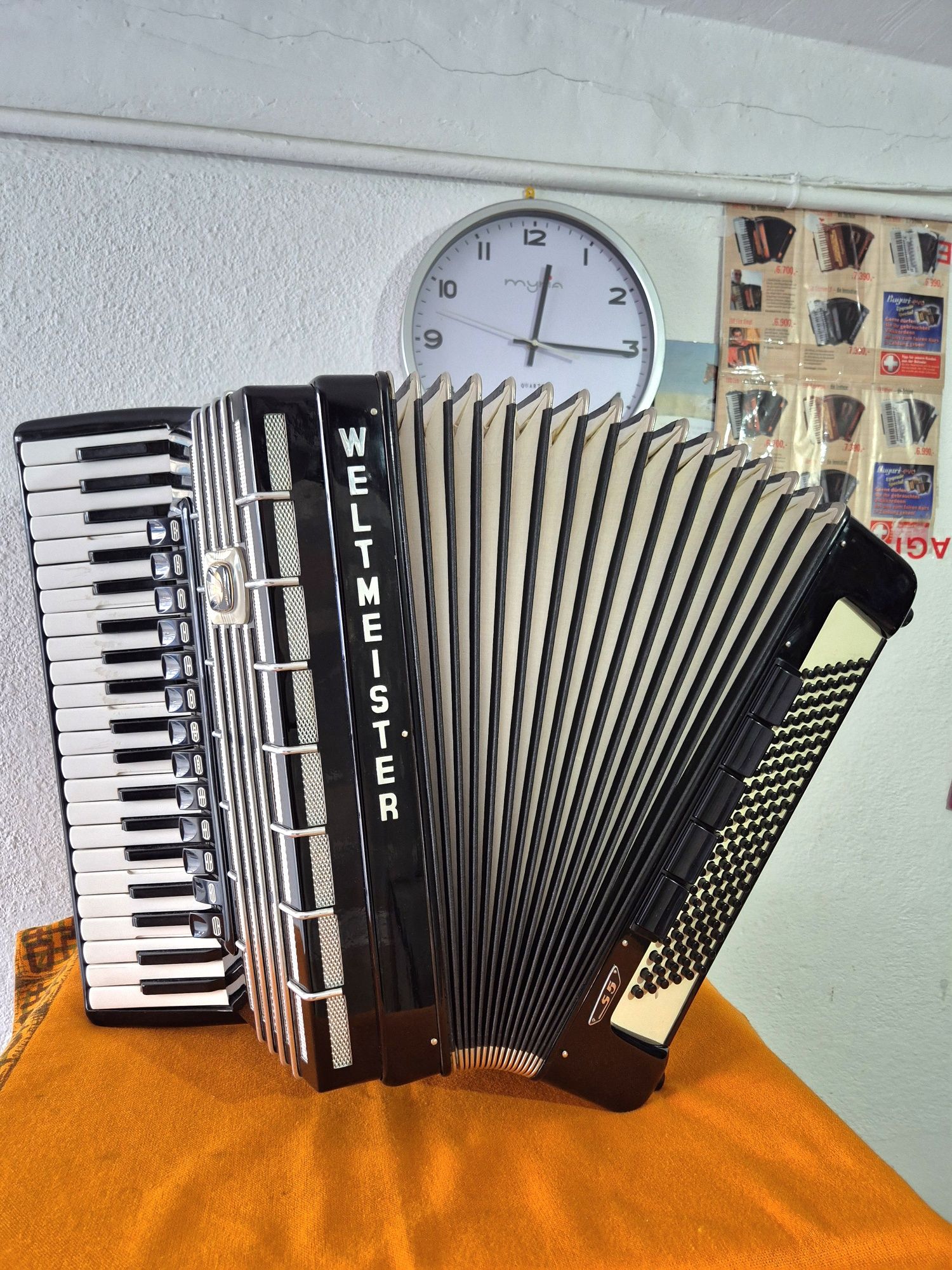 Acordeon Profesional Weltmeister Supita S5 cassotto 3/2