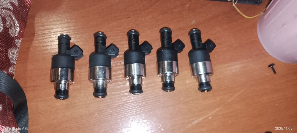 Продам инжектора.Форсунки.Injektor.Nexia 1/2 lacetti ВАЗ