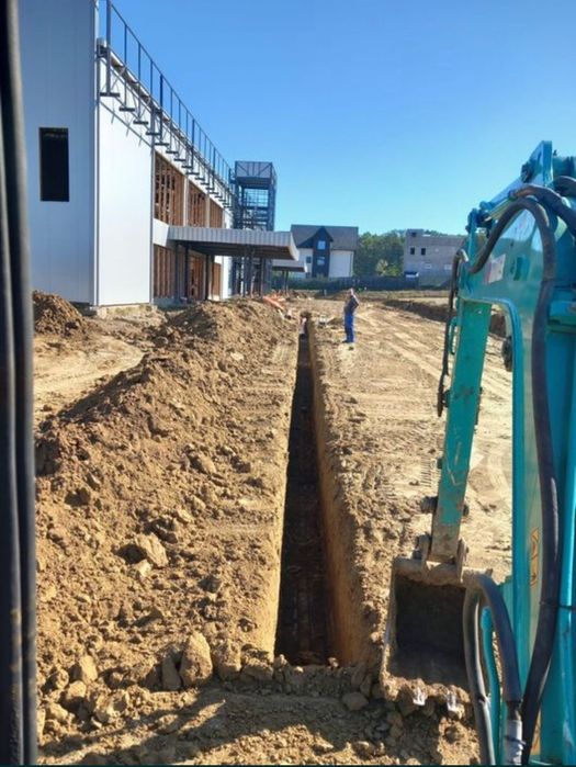 Execut lucrări  cu excavatorul