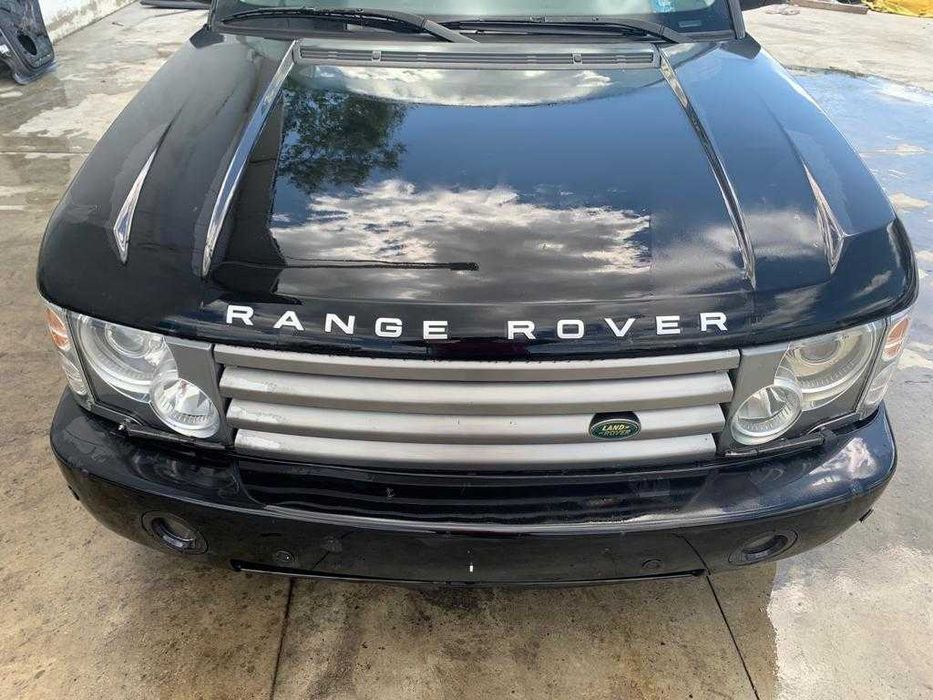 Dezmembrez Range Rover Vogue 4.4i An 2005 Cod G44L0/bara fata vogue
