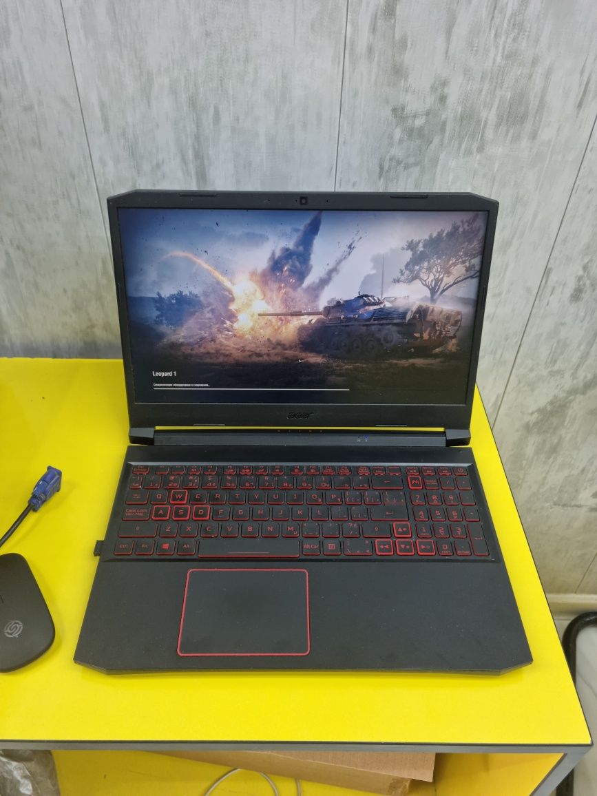 Acer nitro i-5 10300h