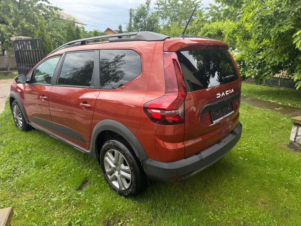 Vand DACIA JOGGER fab2023 999benzina 16500km usor avariat lovit