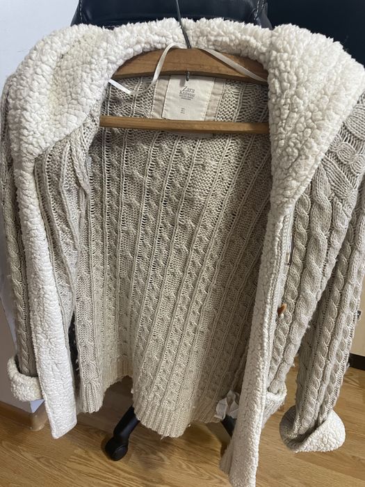 Cardigan Zara crem cu gluga