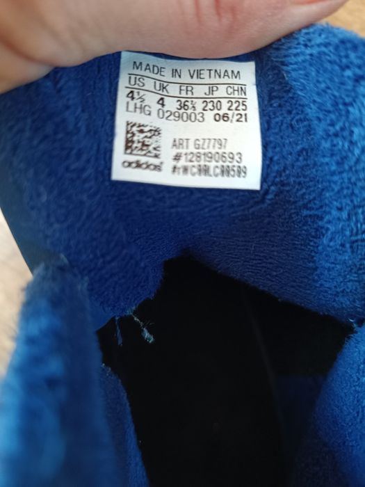 Децки кецове Адидас .