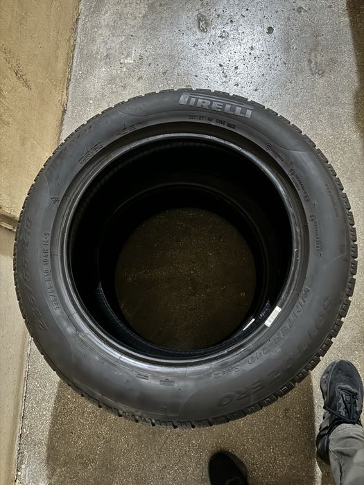 Vand 4 anvelope iarna 235/55/R18