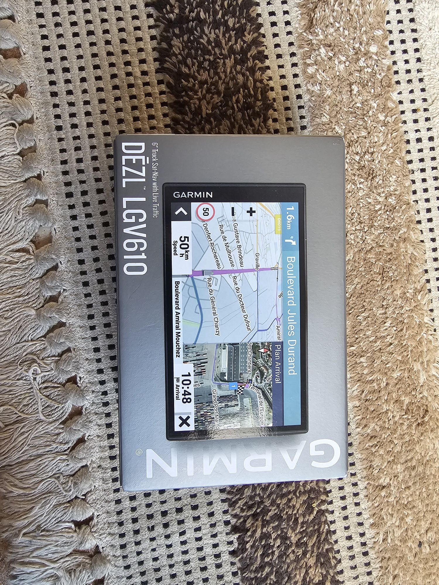 Garmin Dezl LGV610