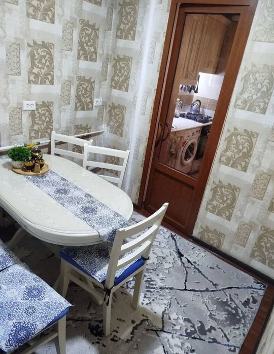 ^Чиланзар 23кв 4/3/5 Московская Пл-ка Кирпичный дом 2 балкона Продажа