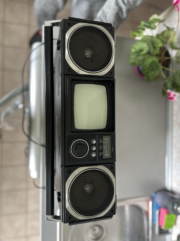 TV радиокасетофон Hitachi K 62 E