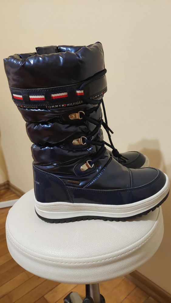 Апрески Tommy Hilfiger номер 34