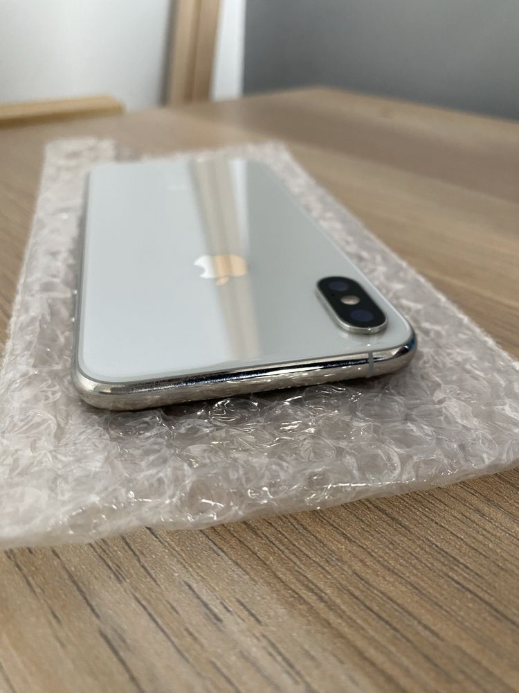 capac sasiu spate iphone xs silver argintiu 300 lei nu se potr la x