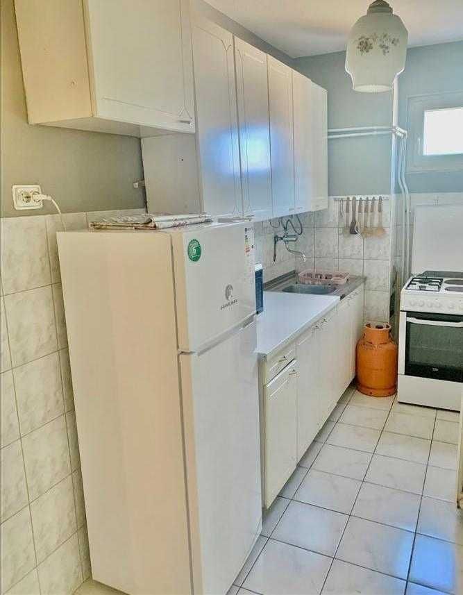 Дава се под наем Тристаен апартамент в София, Зона Б-5 - 90 кв.м за 663 € - Снимка #2