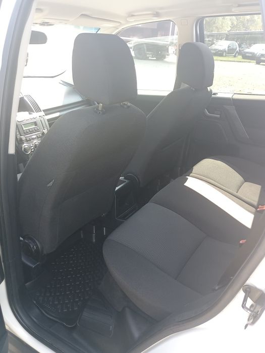 Vând Land Rover -Freelander 2
