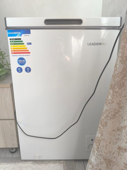 продается морозильник Leadbros